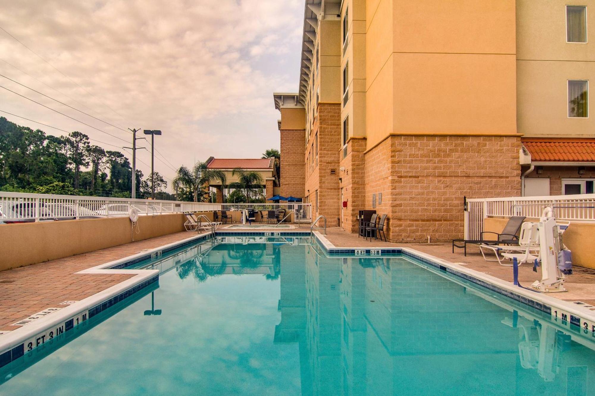 Fairfield Inn & Suites Palm Coast I-95 Exteriör bild